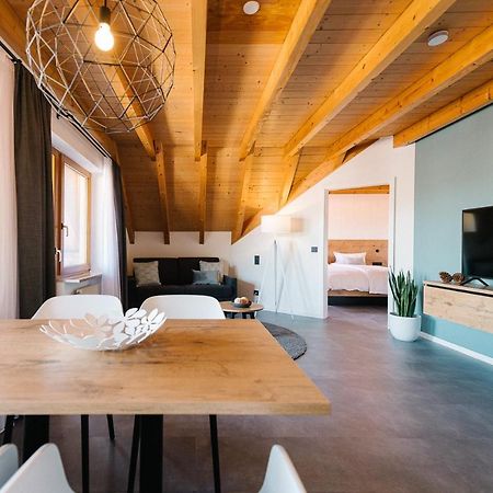 Moderne 2 Zi.-Fewo Blackforest Art Naehe Freiburg Симонсвалд Екстериор снимка